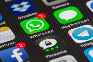 ハッピーメールは個人情報を悪用されない？電話番号、証明書を提出する前にチェック！