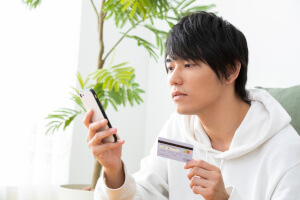 PADDYの年齢確認に必要な身分証明書とやり方とは？